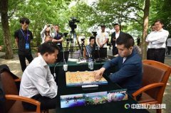 龙湾杯象棋精英快棋赛收兵 王天一力克洪智夺冠