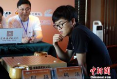 围棋甲级联赛柯洁不敌时越 人机战后22连