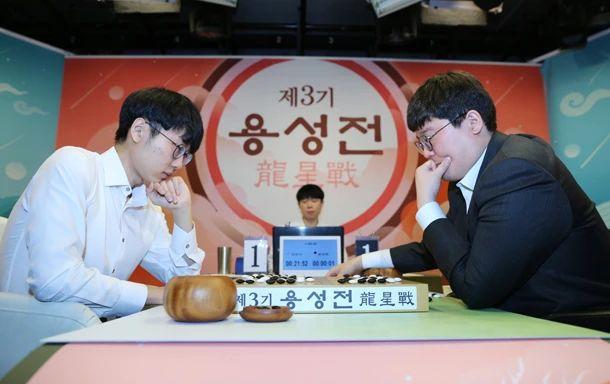 顶尖棋士战申旻埈坐稳循环圈 龙星战申真谞百分百吻合度进四强