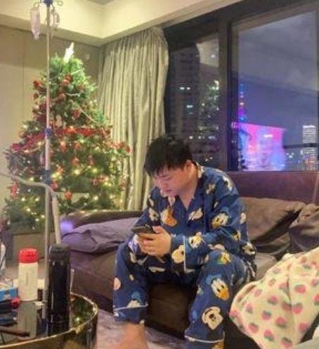 电竞明星uzi房子多豪华?对面就是东方明珠,一平最少二十万!