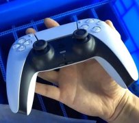 PlayStation5全新手柄实物照曝光
