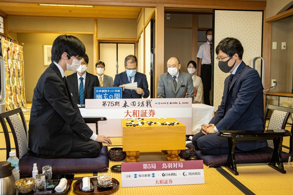 第5局芝野虎丸对阵井山裕太