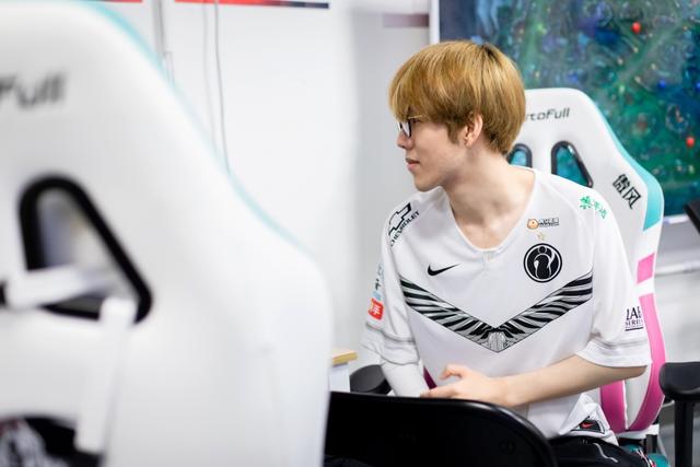 ESPN全球战力榜更新:IG成功上位占据榜首,没有李哥的T1觉醒了?