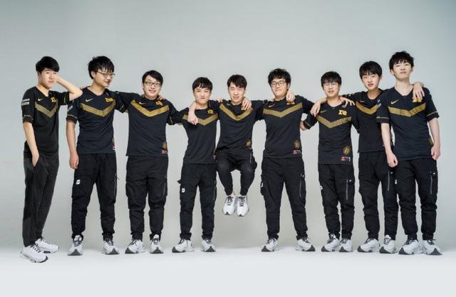 G2官博再次“整活”，RNG再次被嘲讽，缺席季后赛了还要“躺枪”