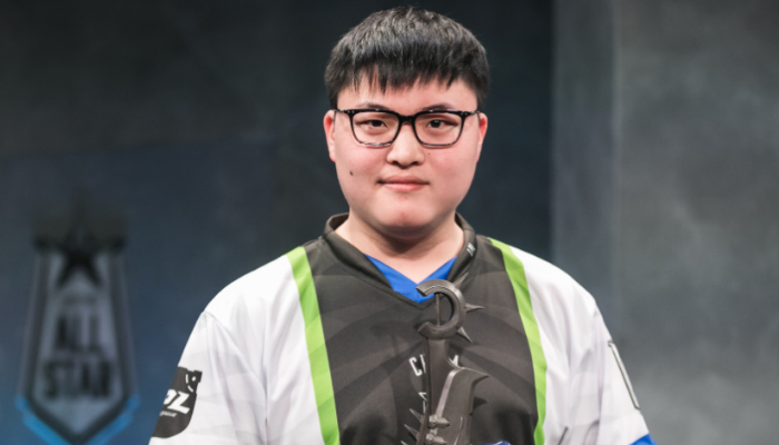 电竞人物志:在黑暗中挺身而出,在光明中跌入低谷——UZI篇